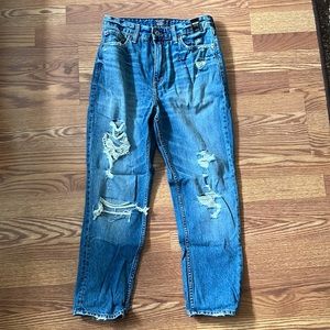 Abercrombie Ripped Annie High Rise Girlfriend 26 short